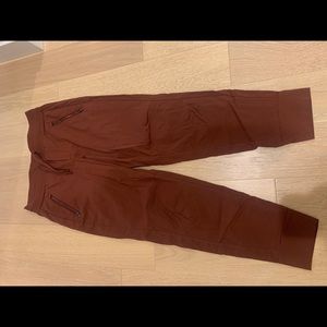 Athleta Trekkie North Jogger EUC